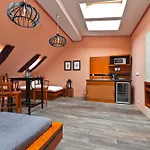 Aparthotel Oasis 4*