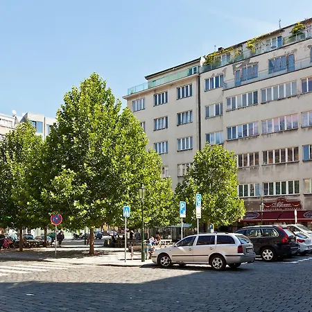 Oasis Apartmanhotel Prága