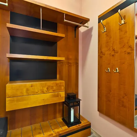 Oasis 4* Прага